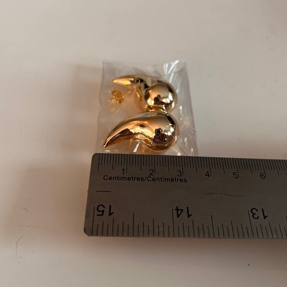 2 Brand New Pairs of Chunky Drop Earrings in Gold and  Silver - Picture 5 of 7